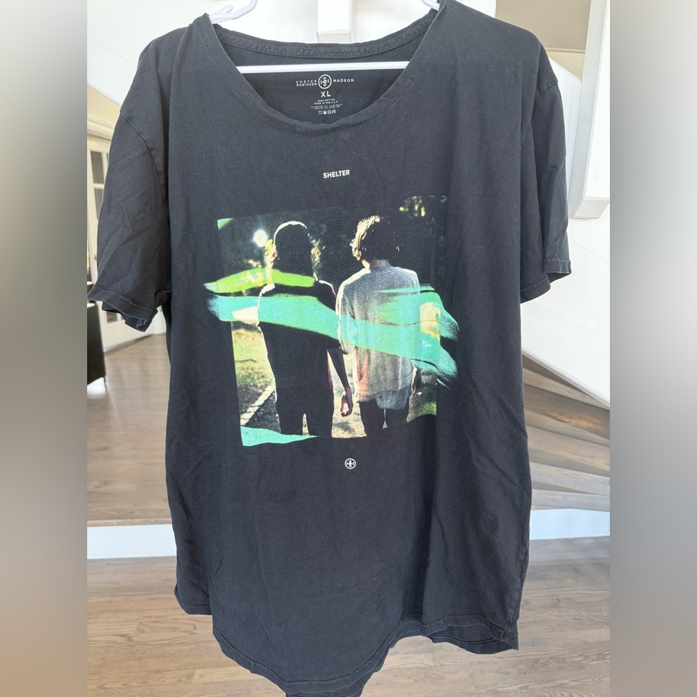 Porter Robinson x Madeon Shelter Tour Tee XL